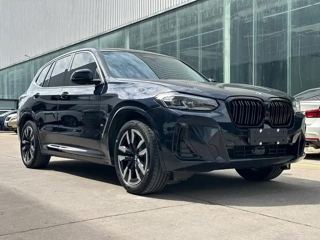 BMW iX3 — фото 5