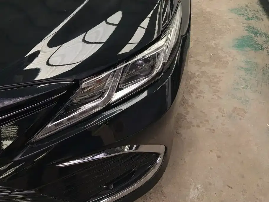 Toyota Camry — фото 8