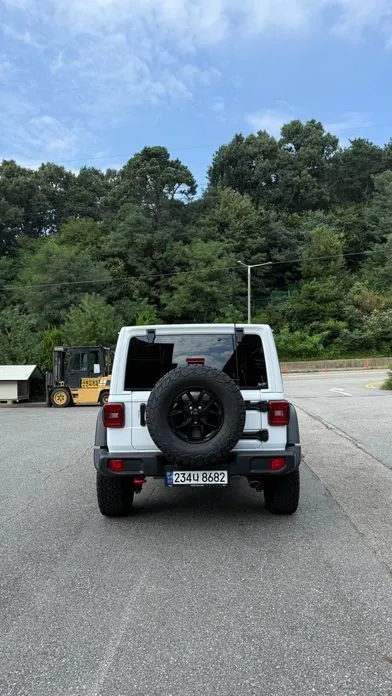 Jeep Wrangler — фото 4