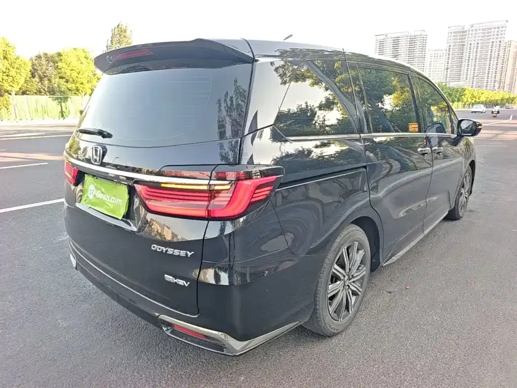 Honda Odyssey — фото 3