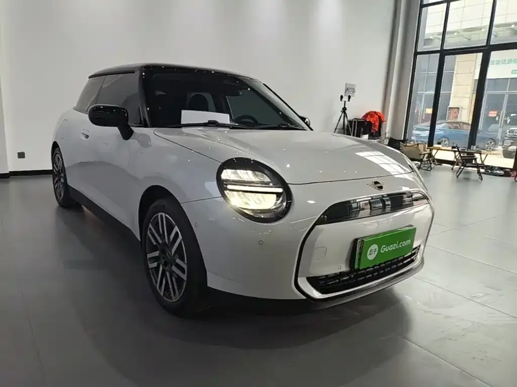 MINI Cooper EV — фото 10