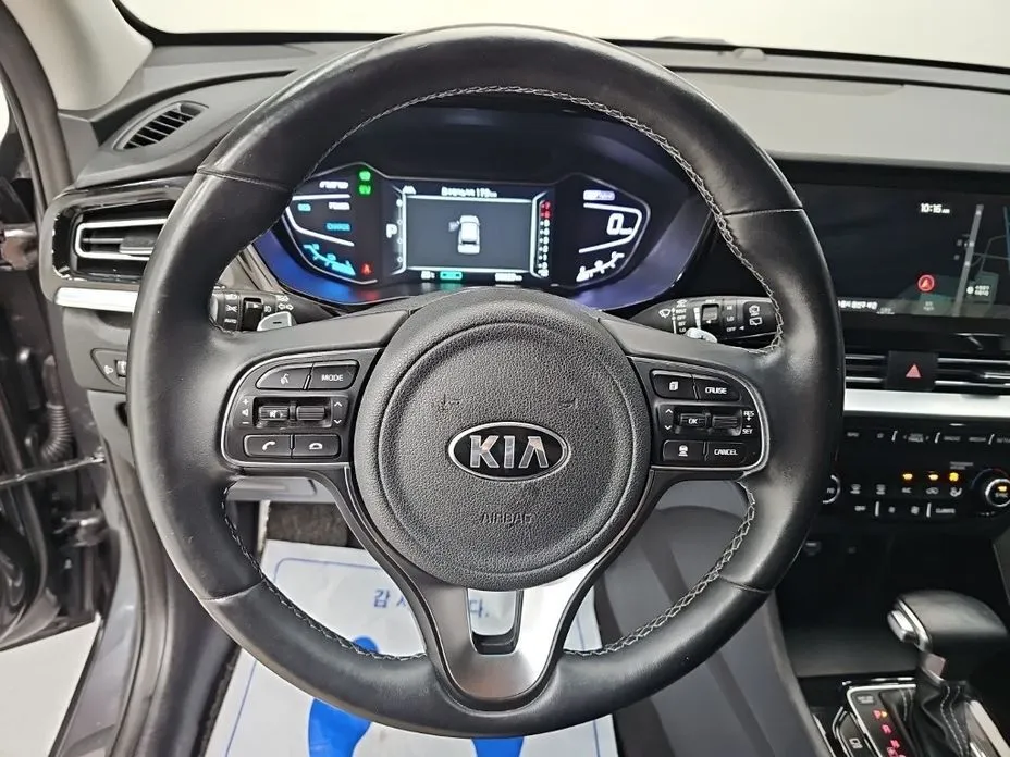 Kia Niro — фото 8