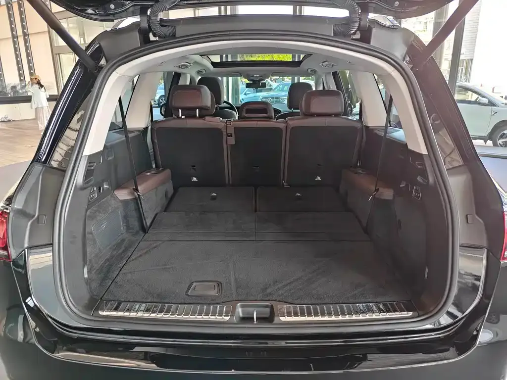 Mercedes-Benz GLS — фото 6