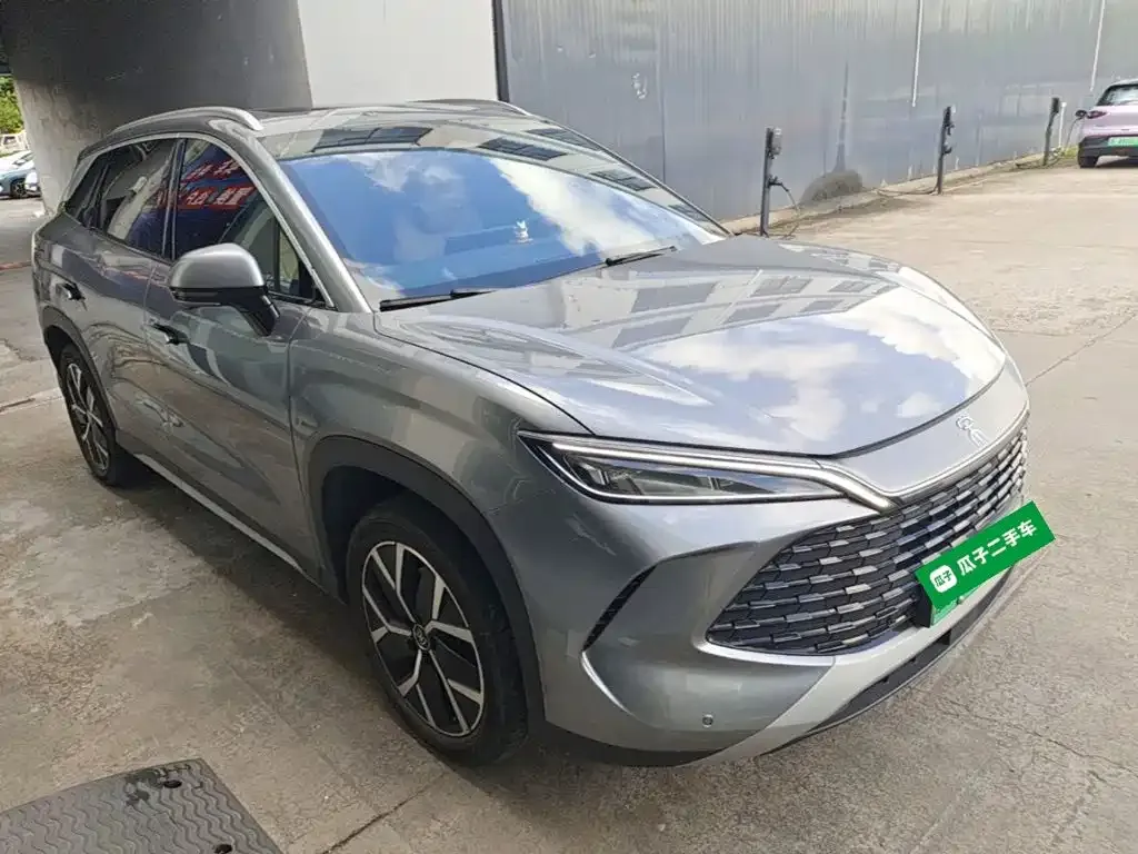 BYD L DM-i — фото 8