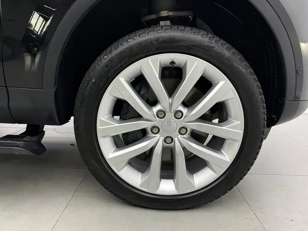 Land Rover Discovery — фото 10