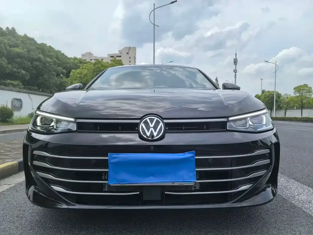Volkswagen Passat — фото 4