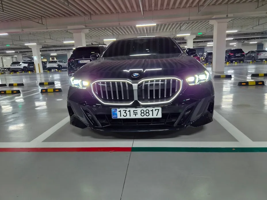 BMW 5-Series — фото 1