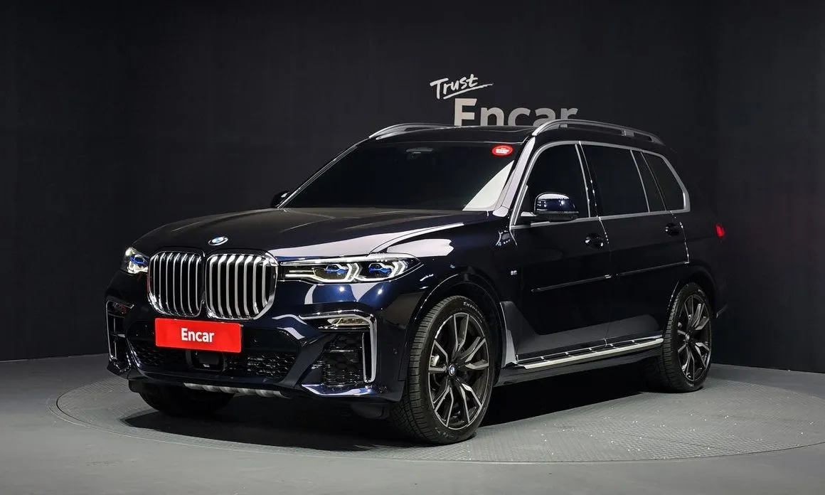 BMW X7 — фото 1