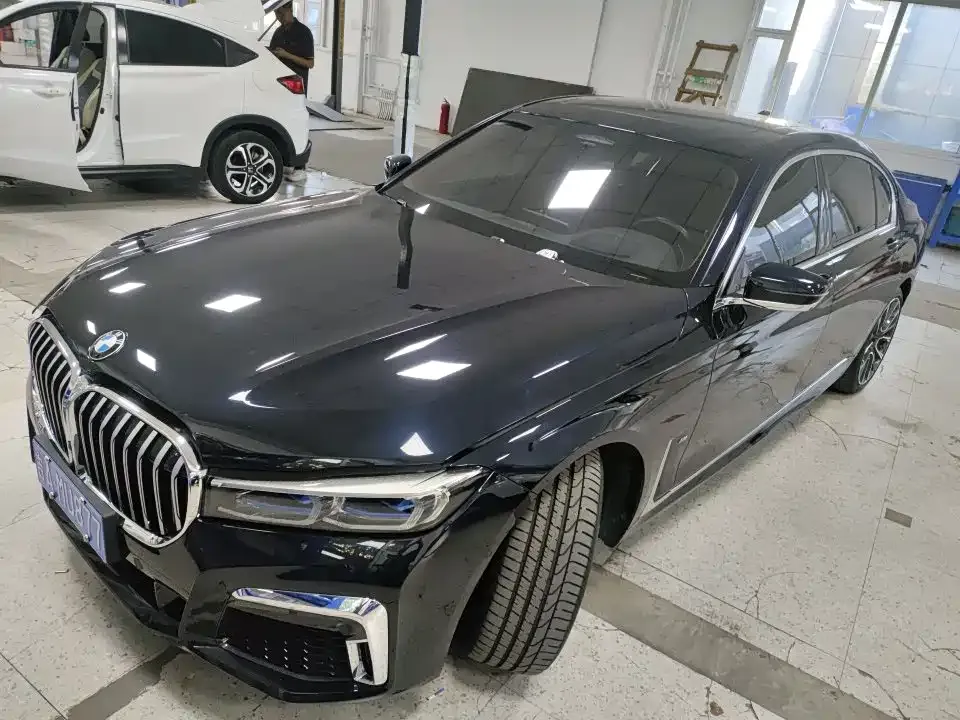 BMW 7 Series 740Li xDrive Executive M Sport 1