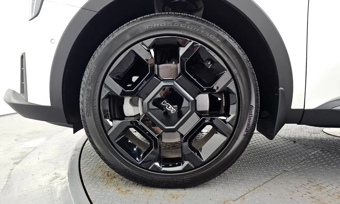 Kia Sorento — фото 8