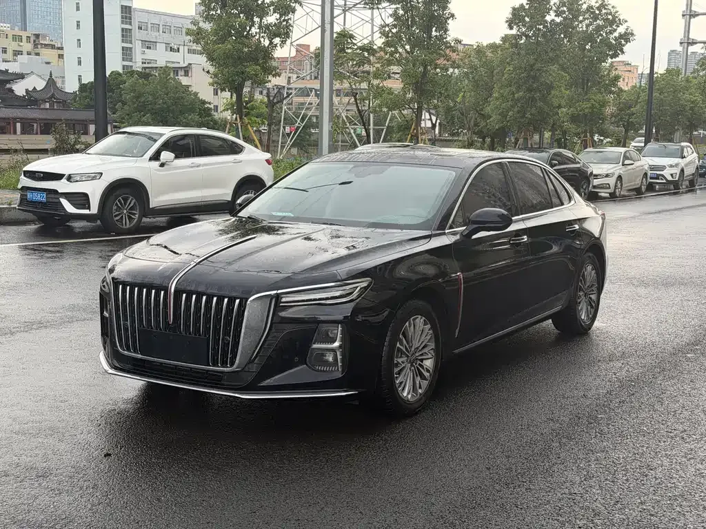 Hongqi H5 — фото 1