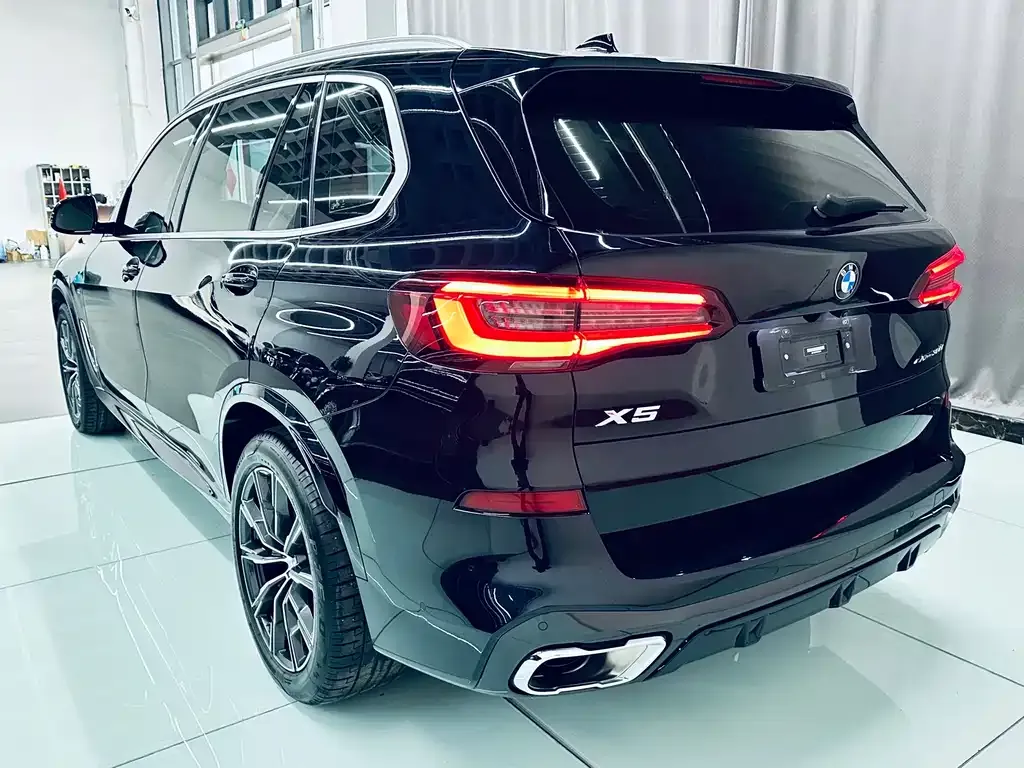 BMW X5 — фото 5