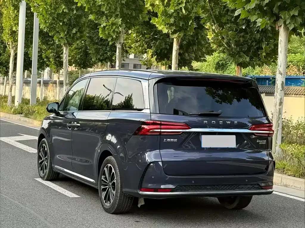 Roewe iMAX8 — фото 9