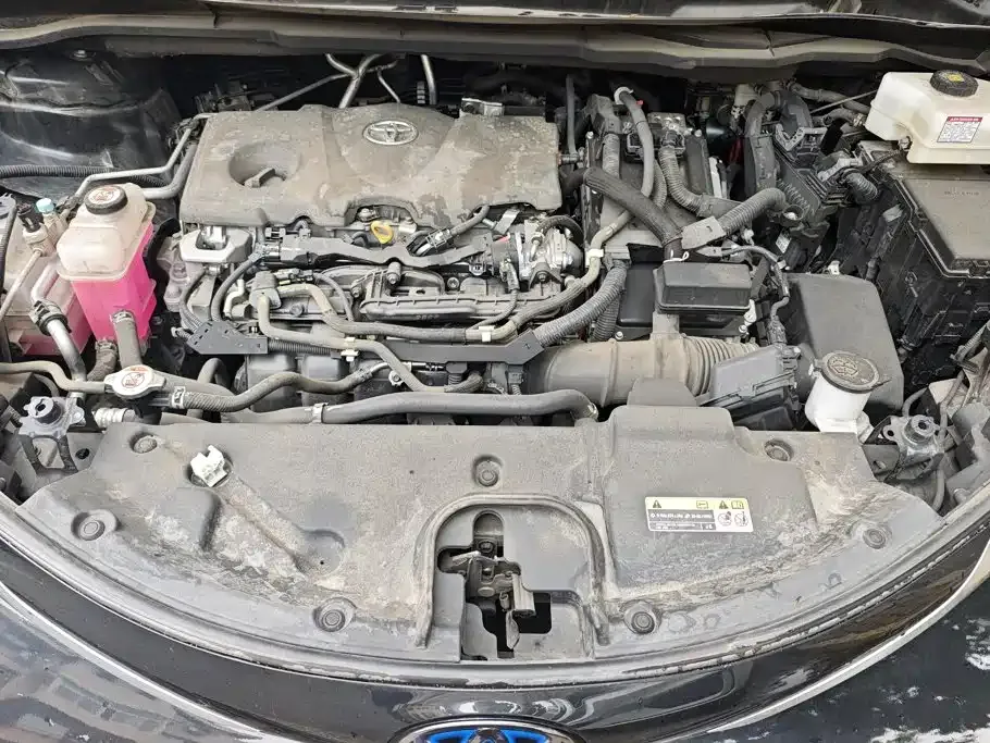Toyota Granvia — фото 3
