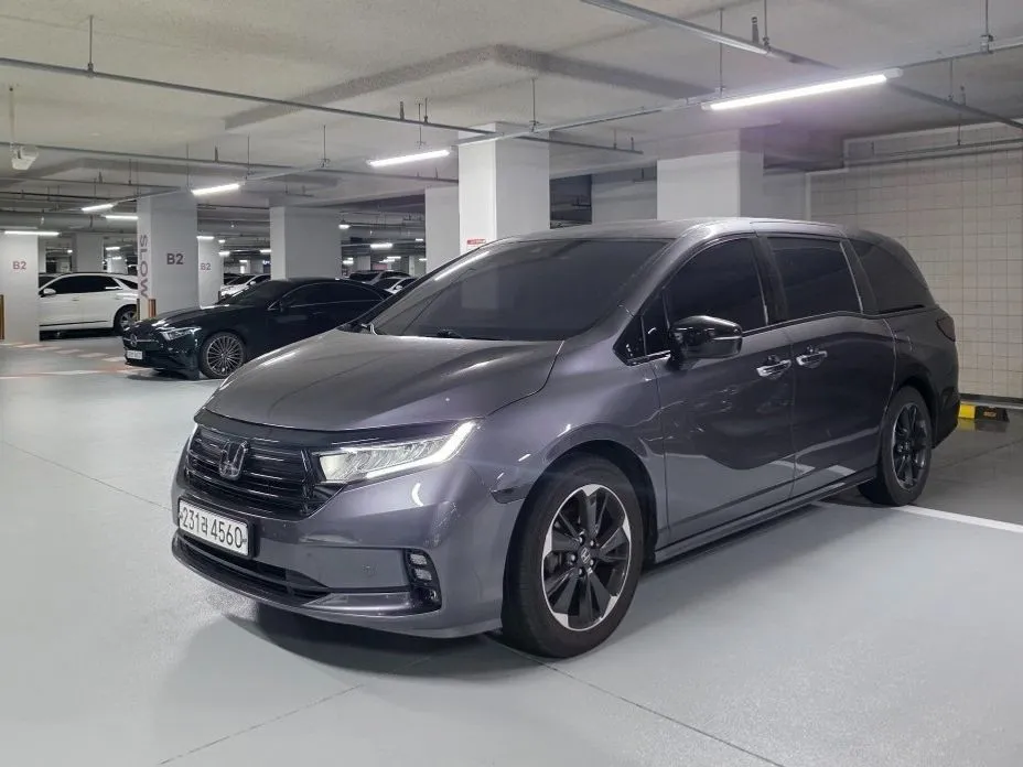 Honda Odyssey — фото 1