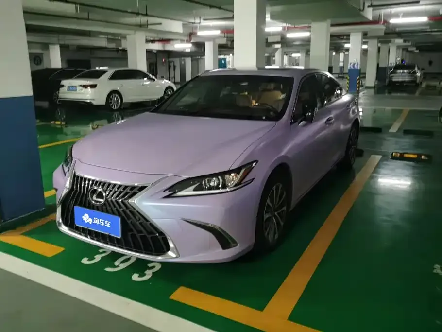 Lexus ES — фото 1