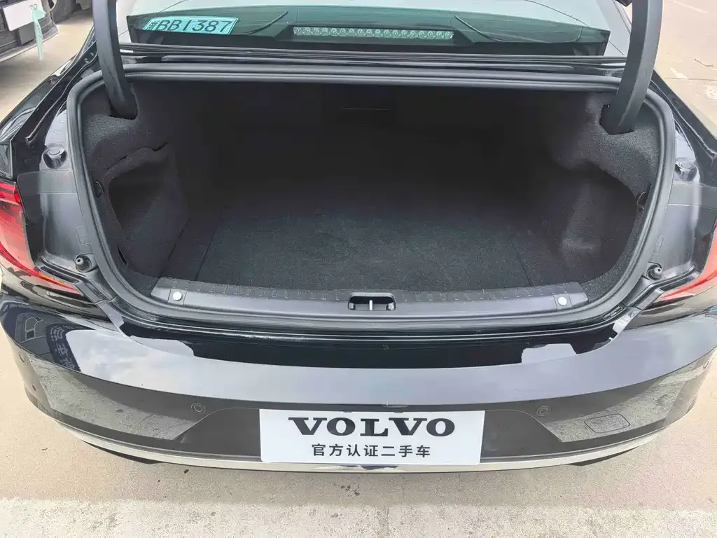 Volvo S90 — фото 6