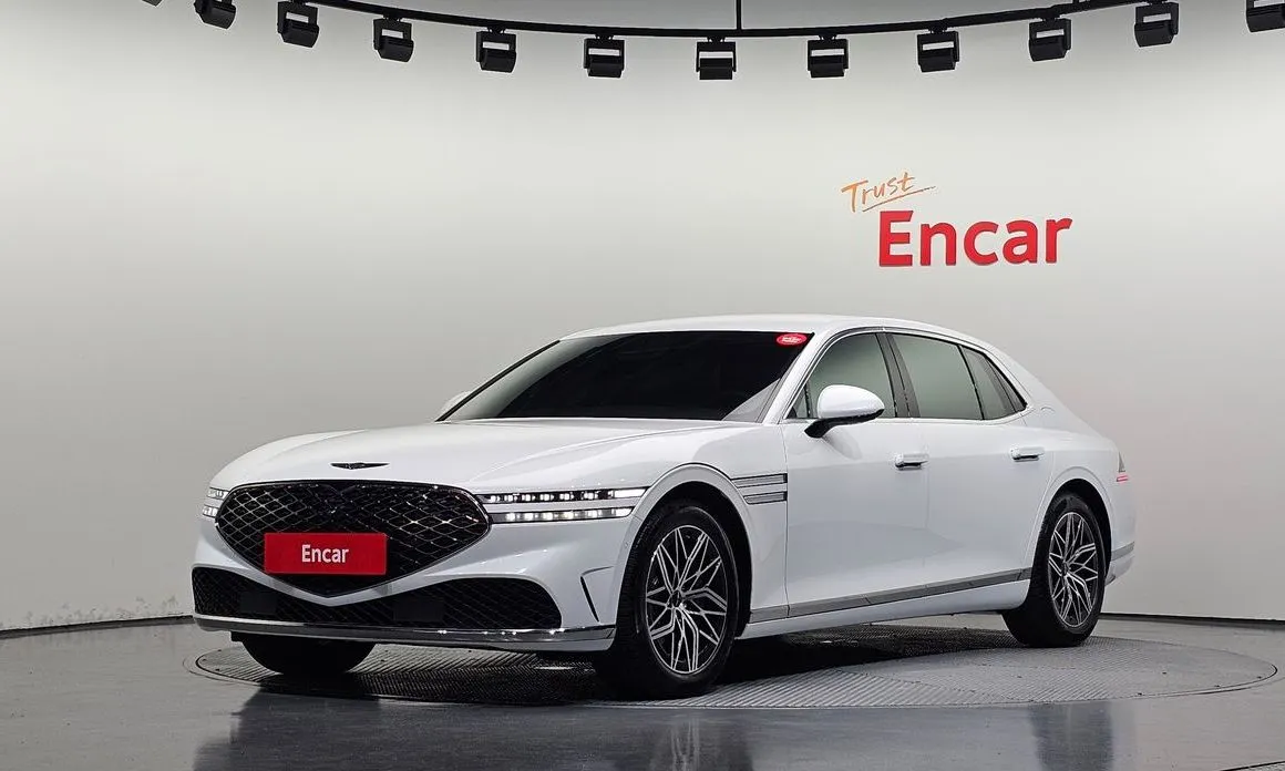 Genesis G90 — фото 1