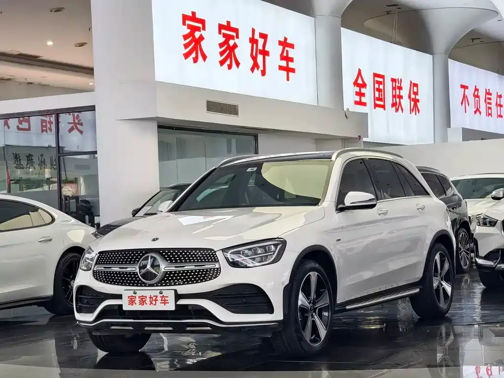 Mercedes-Benz GLC — фото 1