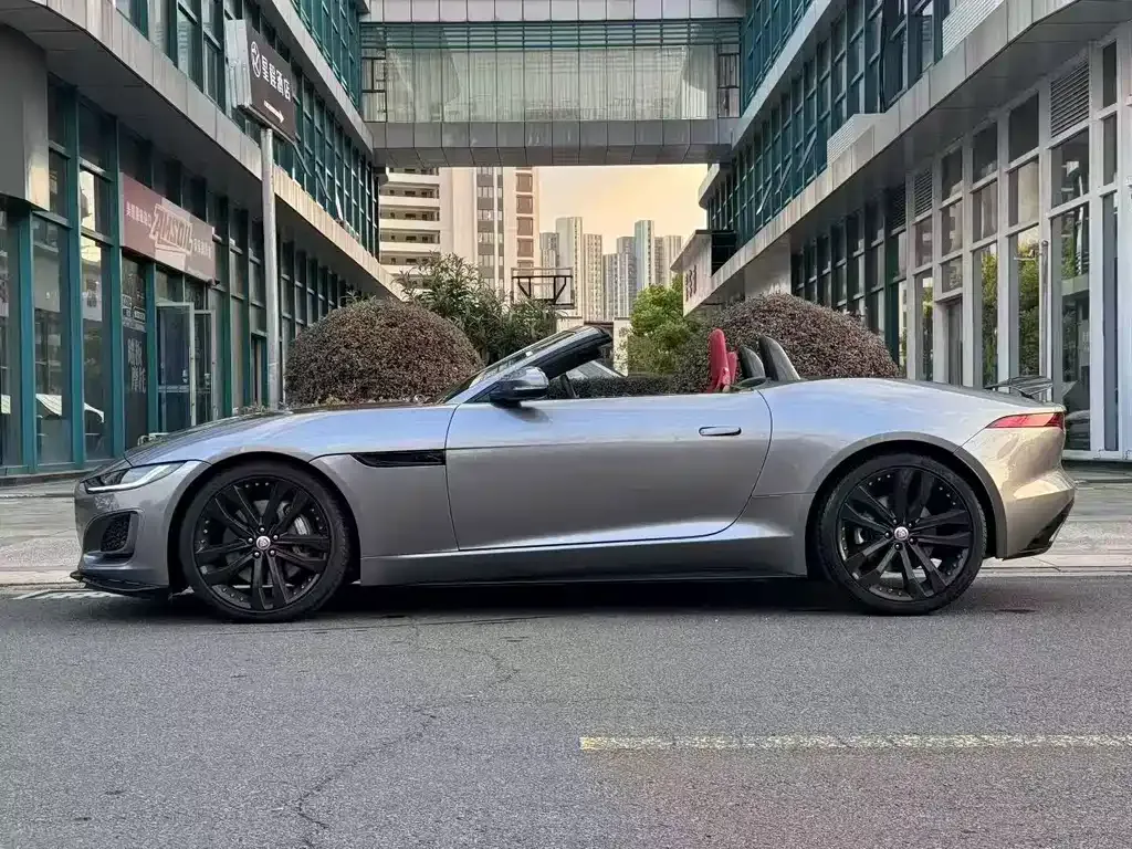 Jaguar F-TYPE — фото 4