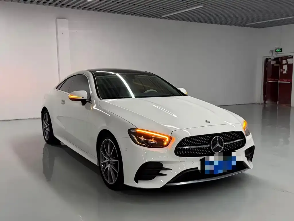 Mercedes-Benz E-Class (Import) — фото 2