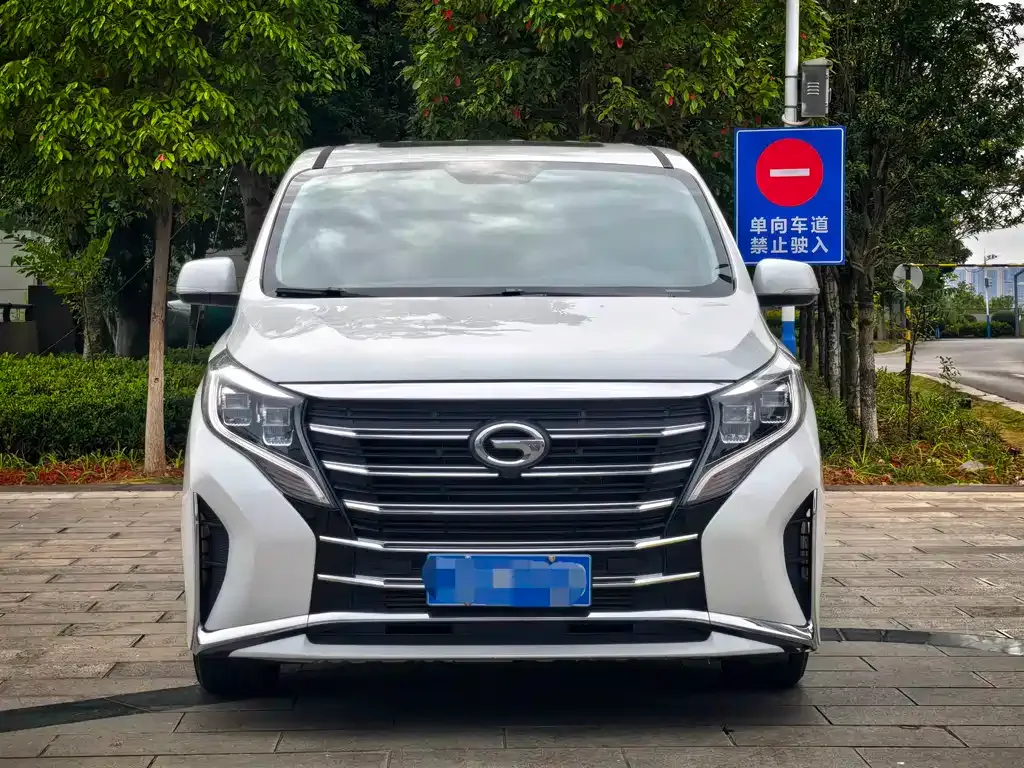 GAC Motor Trumpchi M8 — фото 10