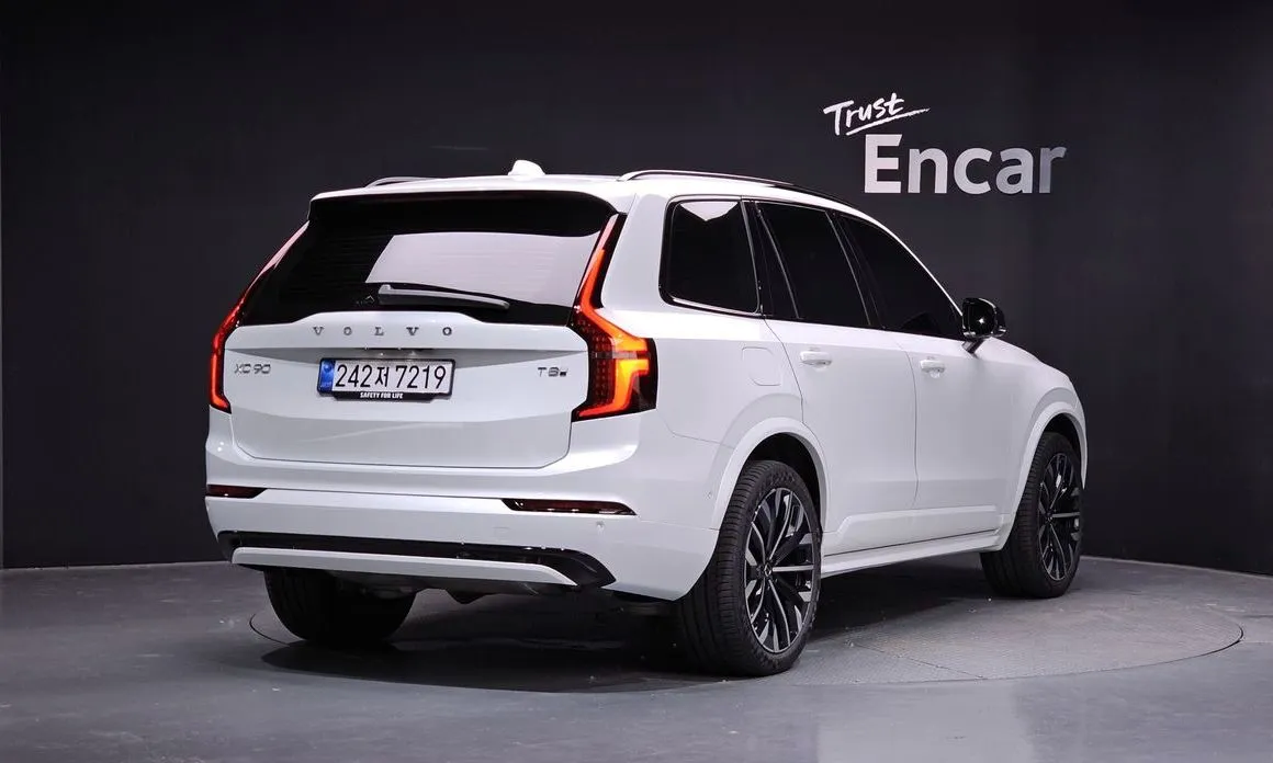 Volvo XC90 — фото 2