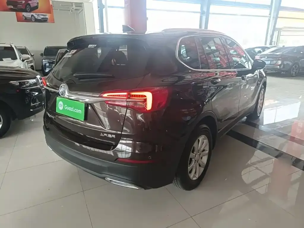 Buick Envision Plus — фото 2