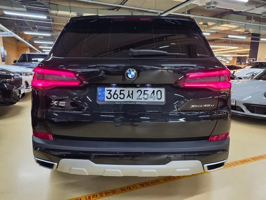 BMW X5 — фото 9