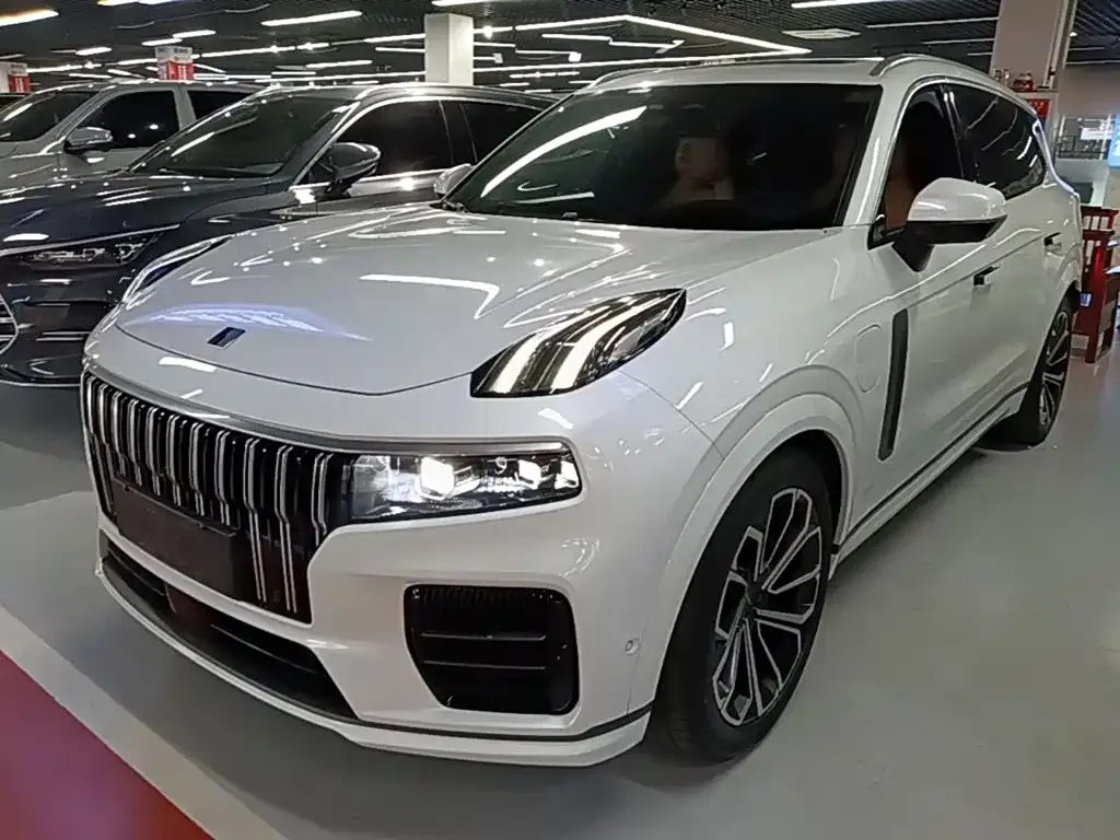 Lynk & Co 09 PHEV — фото 1