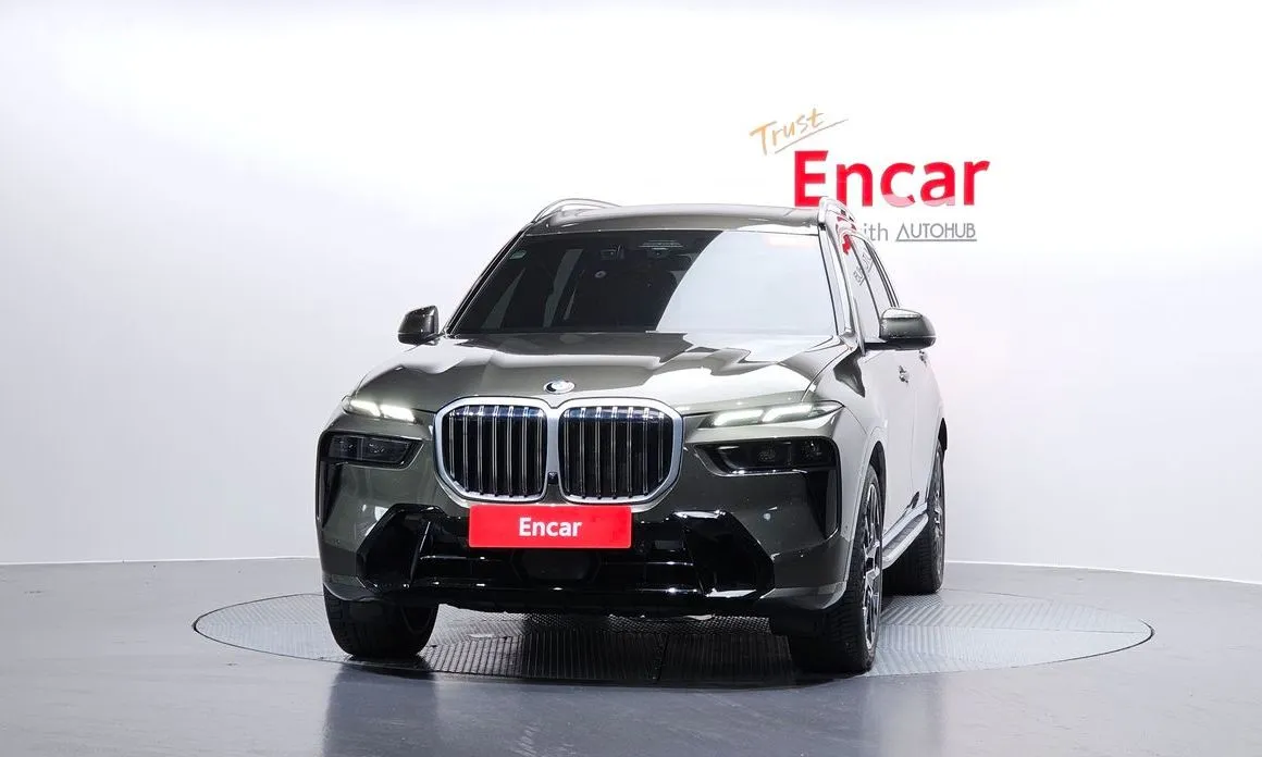 BMW X7 — фото 2
