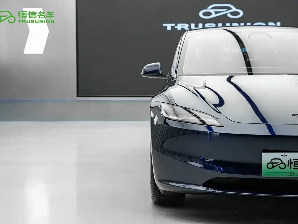 Tesla Model 3 — фото 6