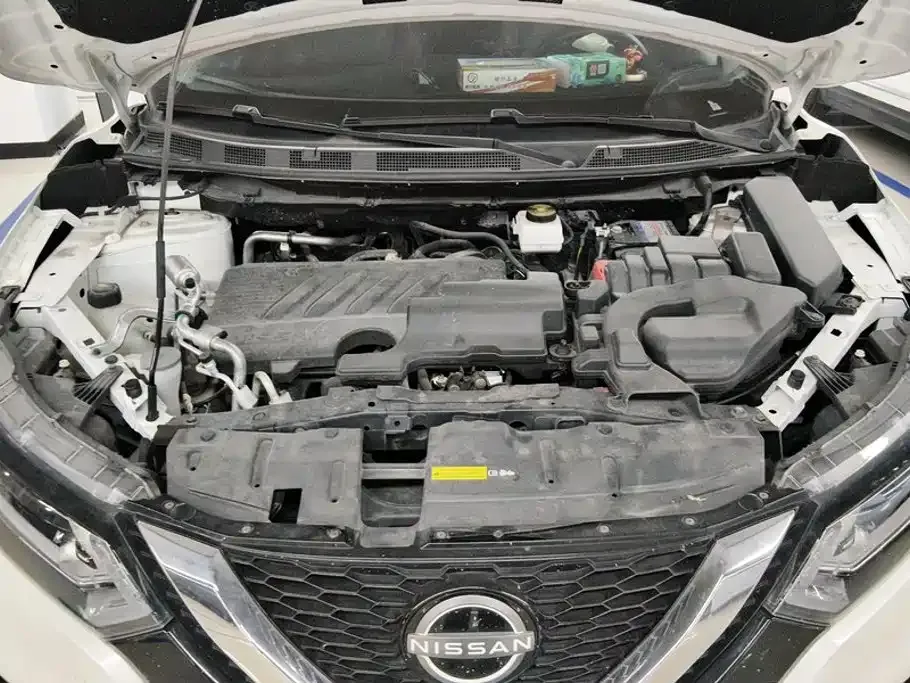 Nissan Qashqai — фото 10