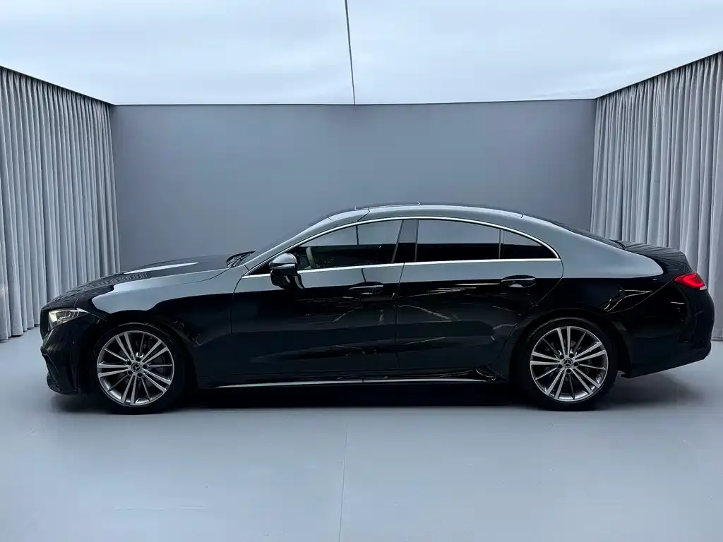 Mercedes-Benz CLS — фото 3