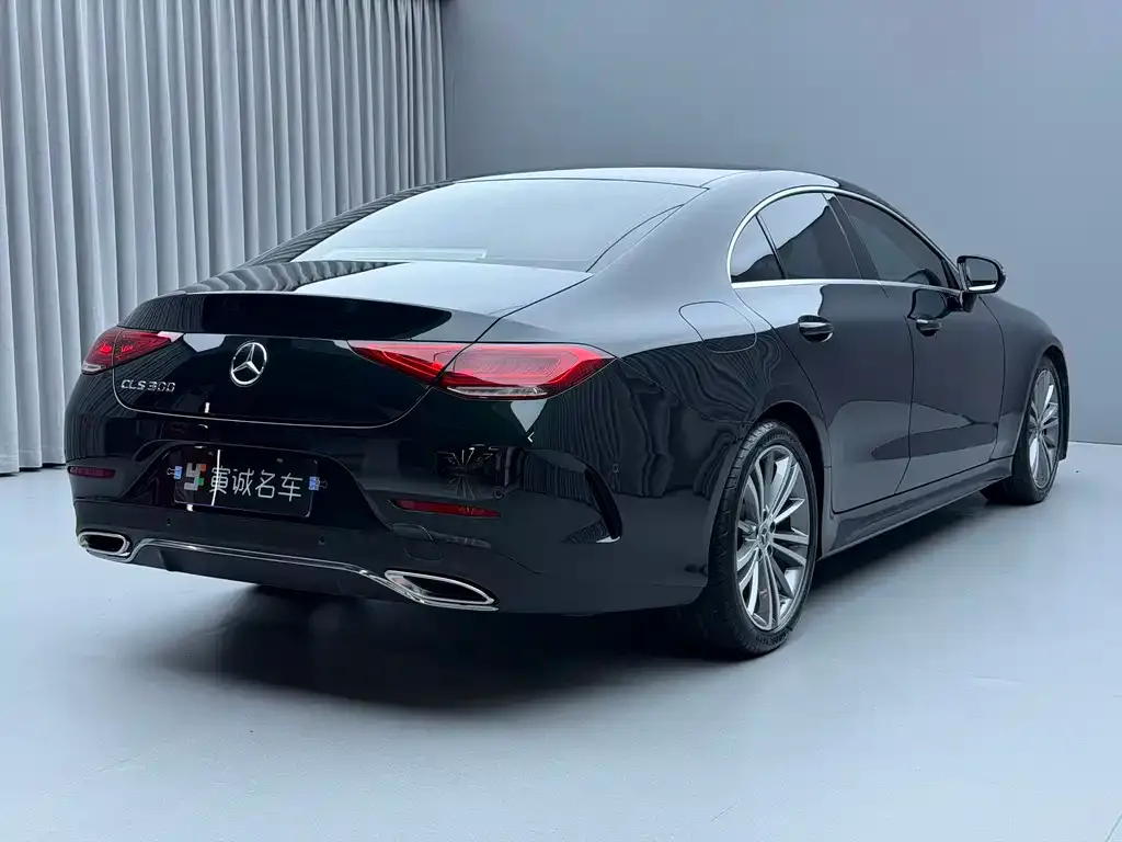 Mercedes-Benz CLS — фото 6