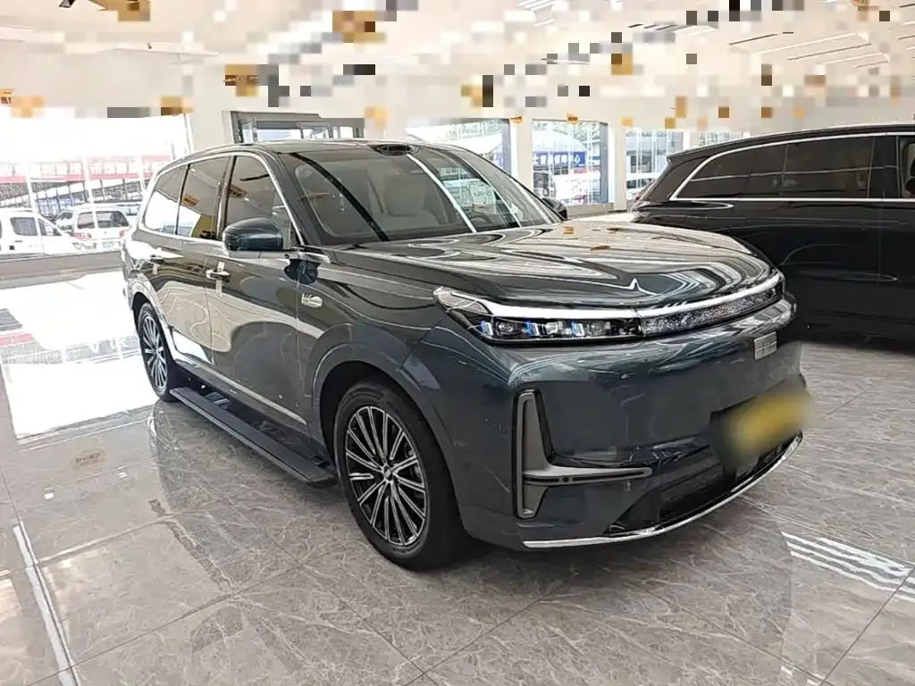 Geely Galaxy M9 — фото 10