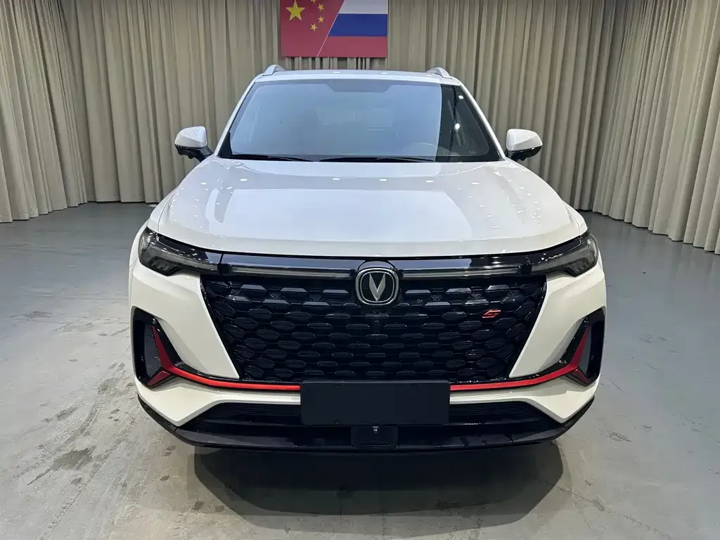Changan CS35PLUS — фото 2