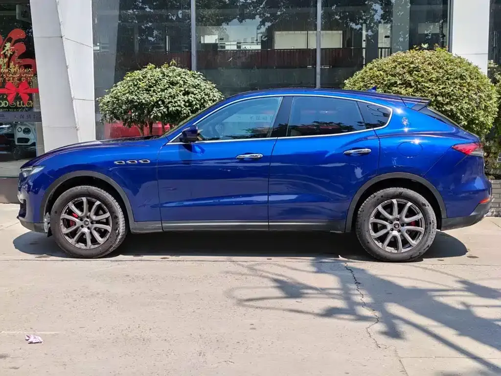 Maserati Levante — фото 9