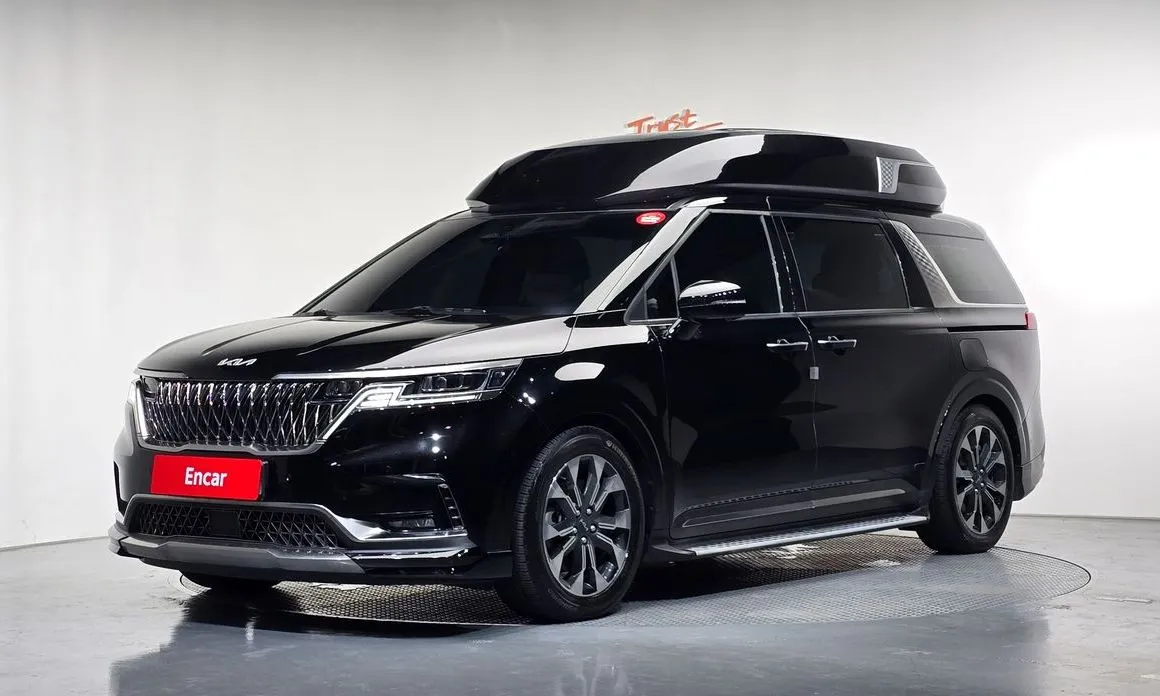 Kia Carnival — фото 1