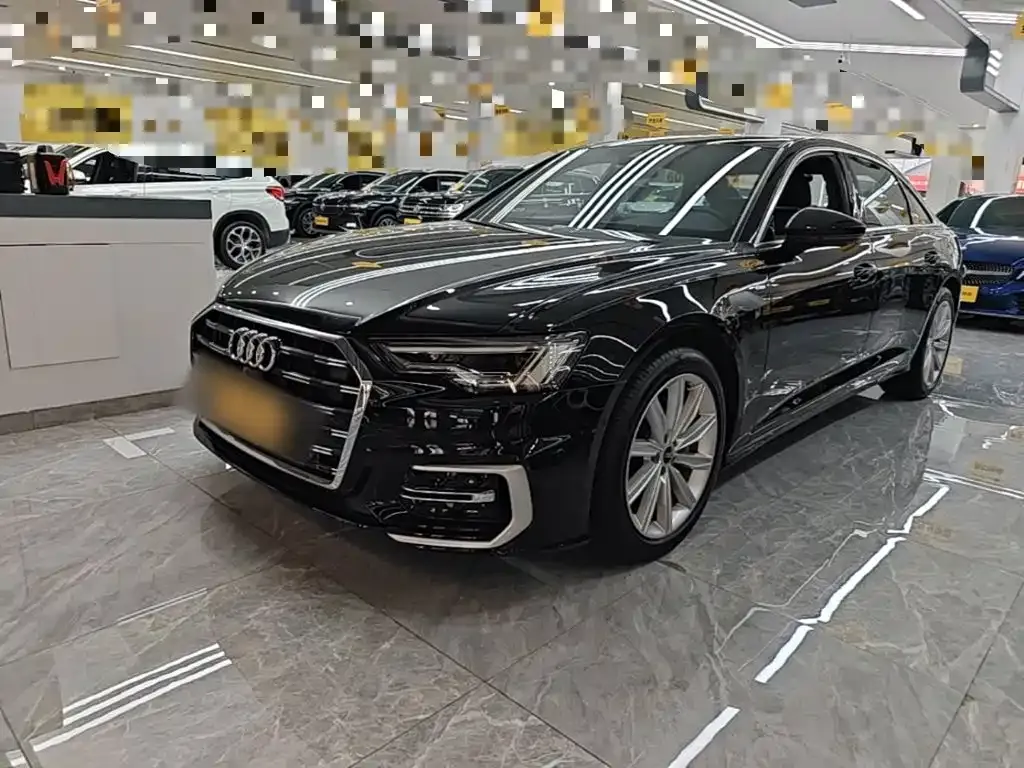 Audi A6L — фото 1