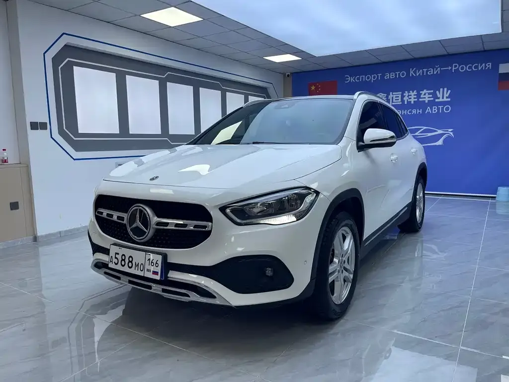 Mercedes-Benz GLA — фото 1