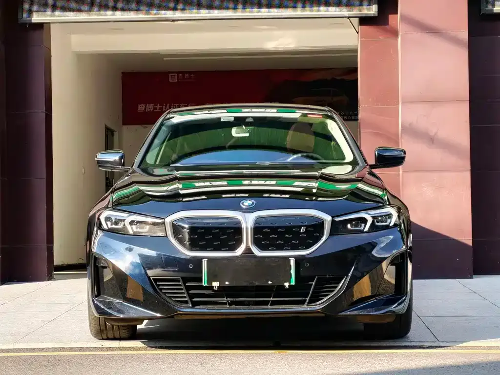 BMW i3 — фото 8