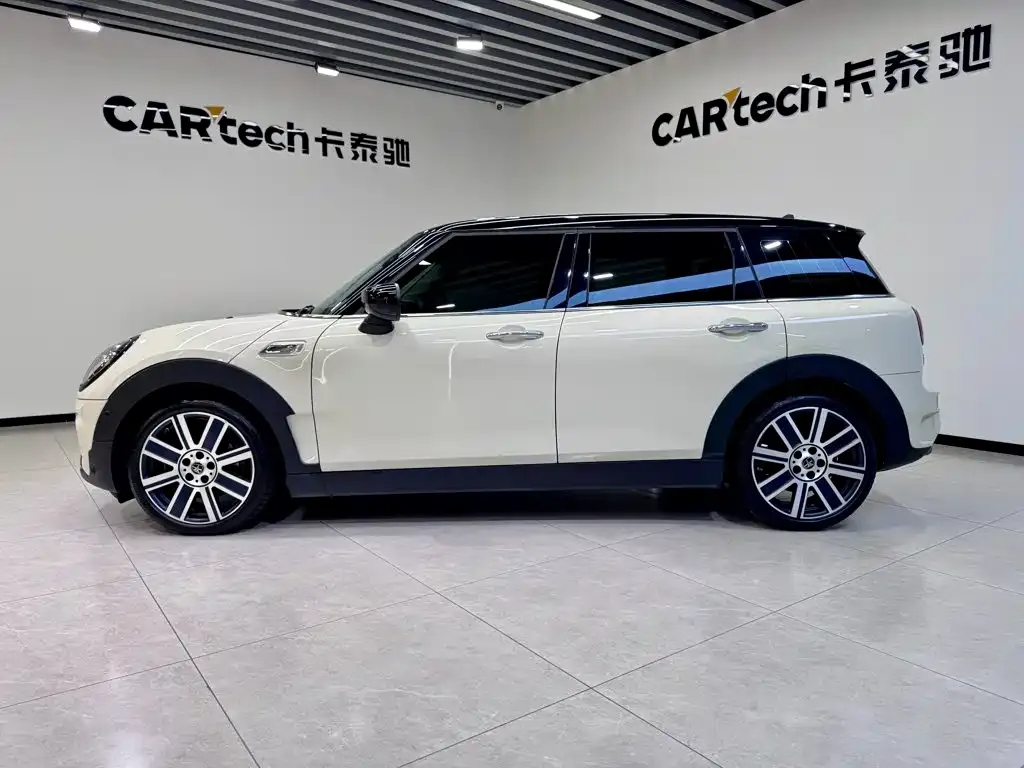 MINI Clubman — фото 5