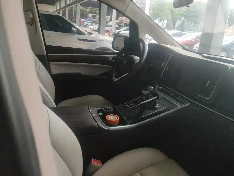 GAC Motor Trumpchi M8 — фото 10