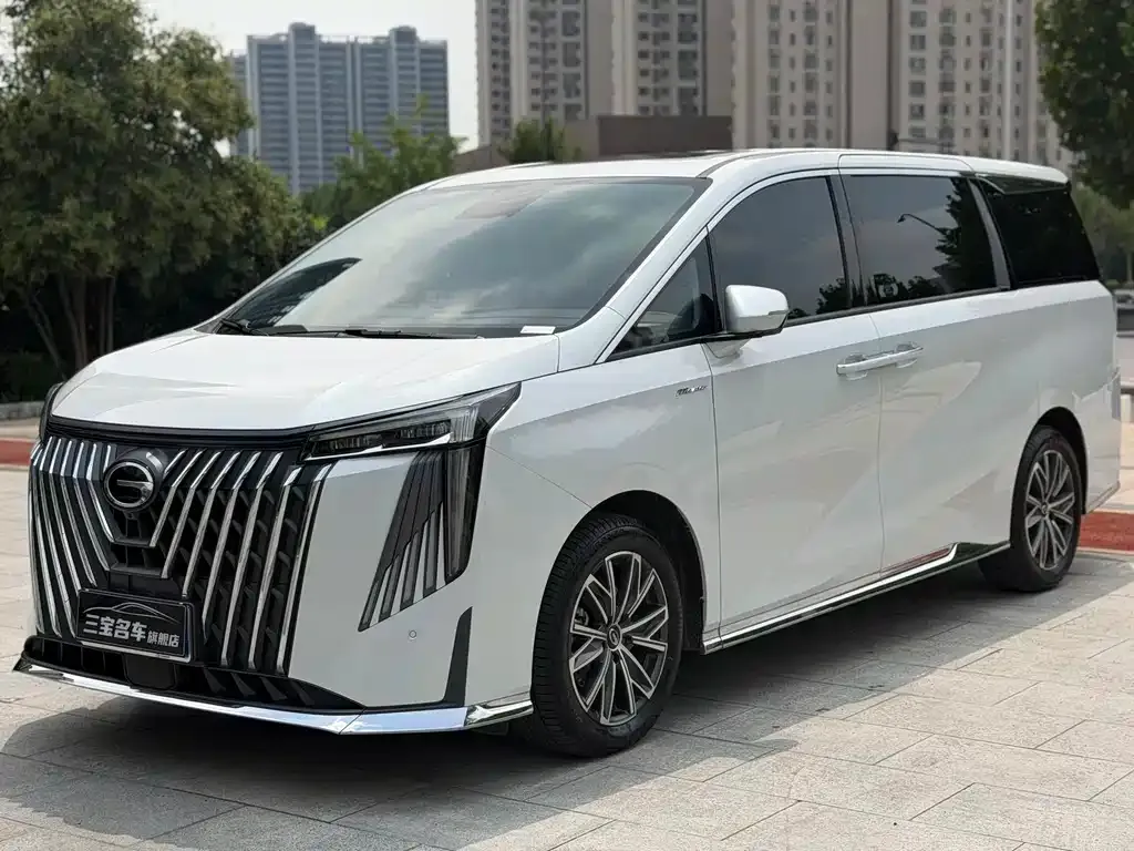 GAC Motor Trumpchi M8 — фото 1