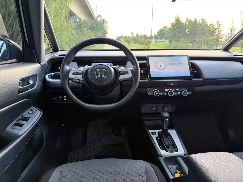 Honda Fit — фото 4