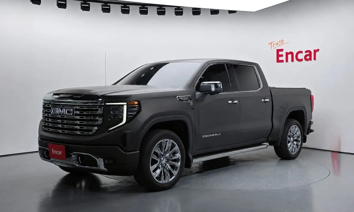 GMC Sierra — фото 1