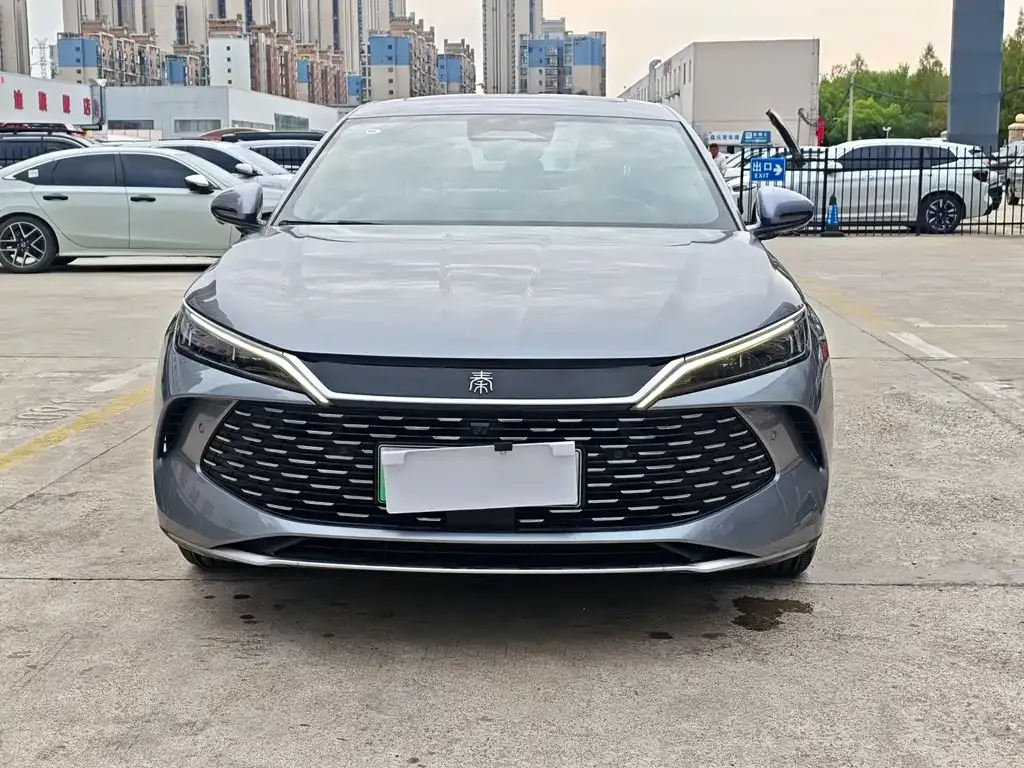 BYD Qin L — фото 9