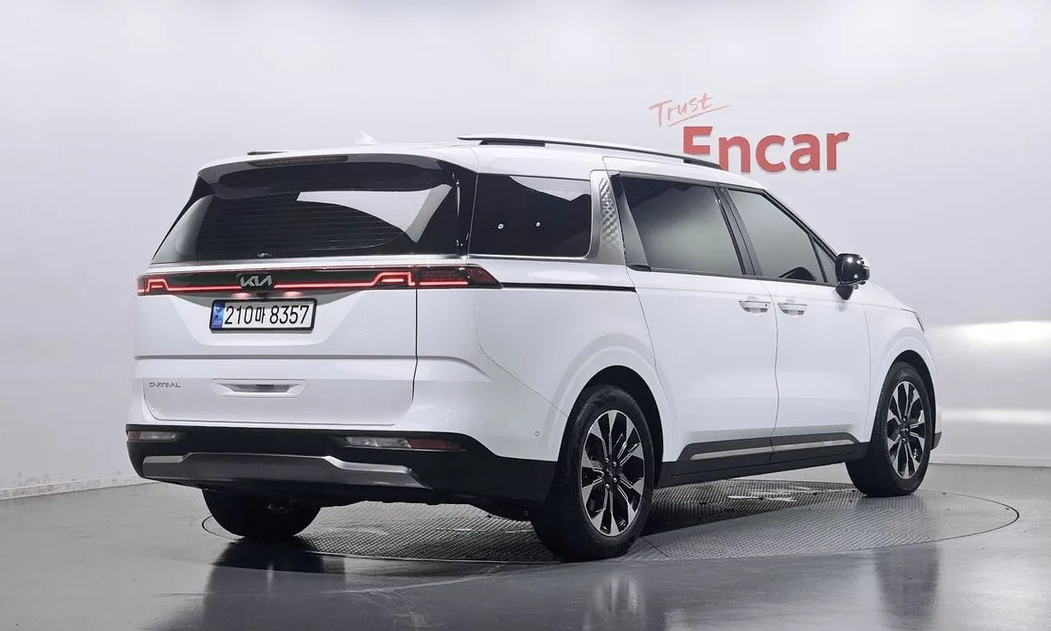 Kia Carnival — фото 2