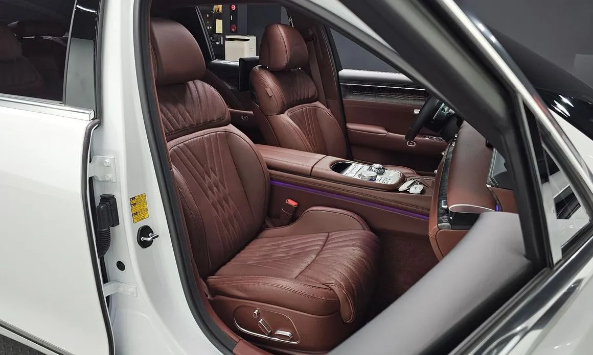 Genesis G90 — фото 10
